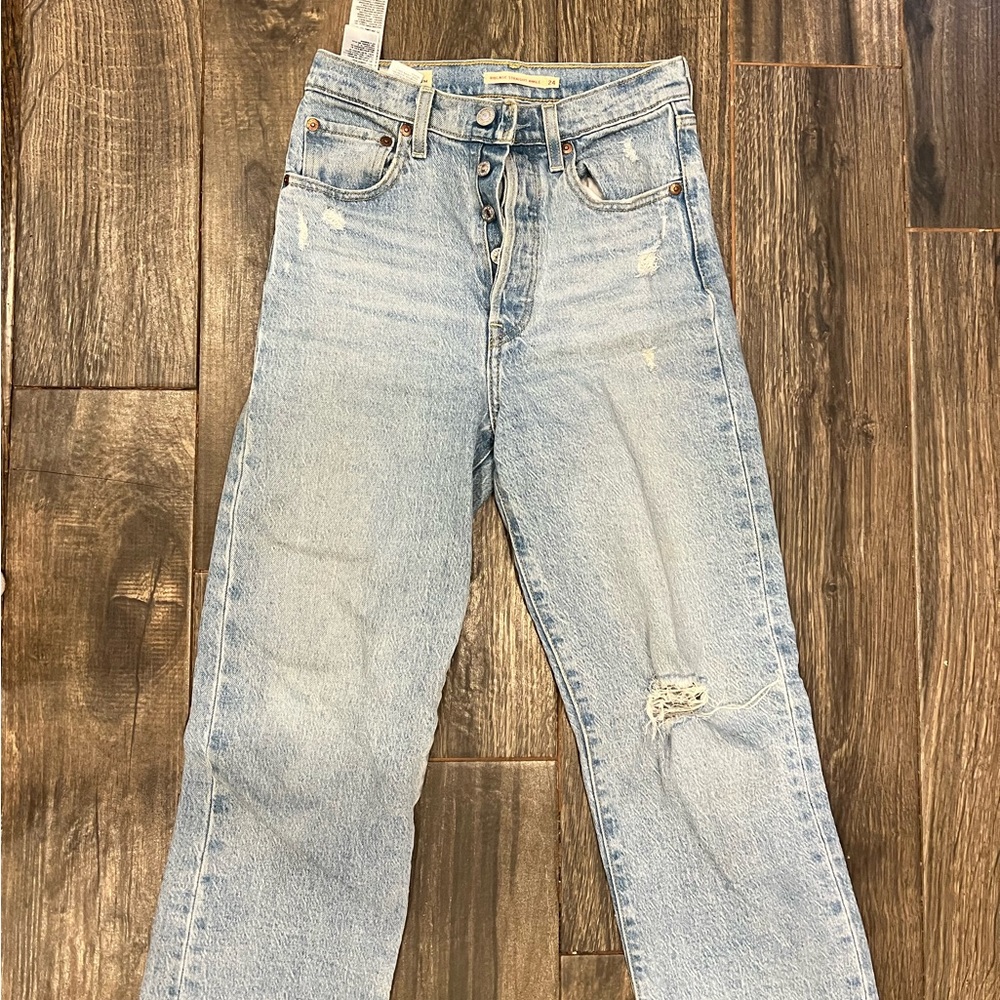 Levi’s rib cage straight ankle